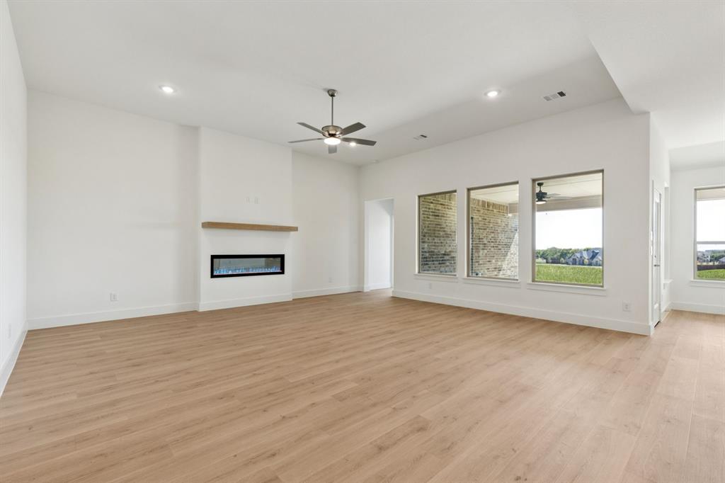 Lakeway Estates - Residential