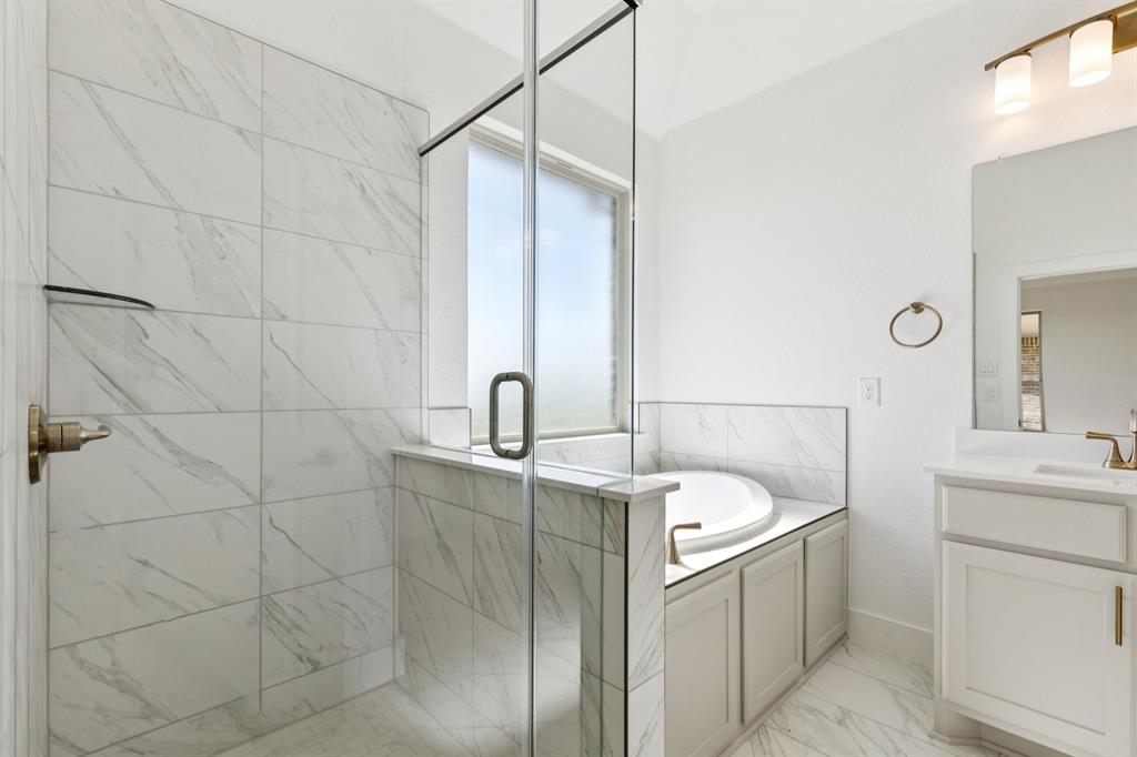 Lakeway Estates - Residential