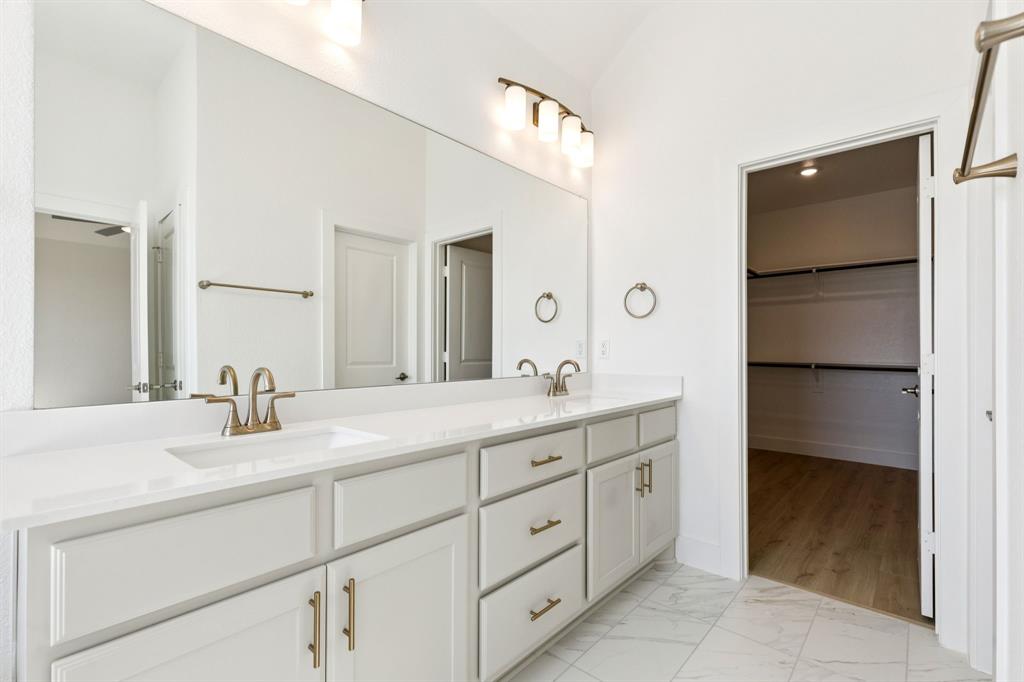 Lakeway Estates - Residential