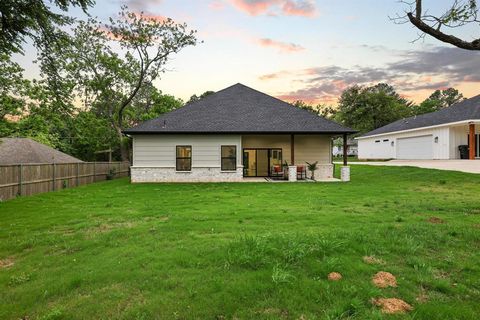 Tiny photo for 1838 S Park Avenue, Denison, TX 75020 (MLS # 21341165)