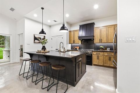 Tiny photo for 1838 S Park Avenue, Denison, TX 75020 (MLS # 21341165)