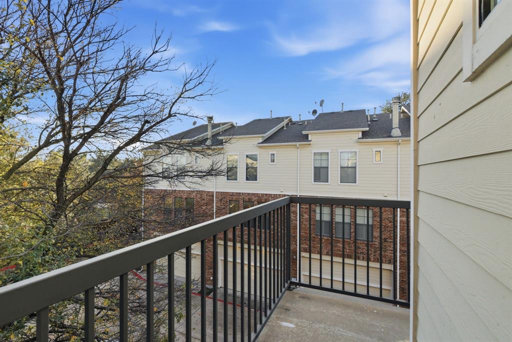 Ridglea Place - Residential