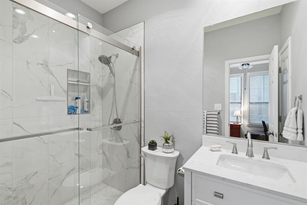 Ridglea Place - Residential