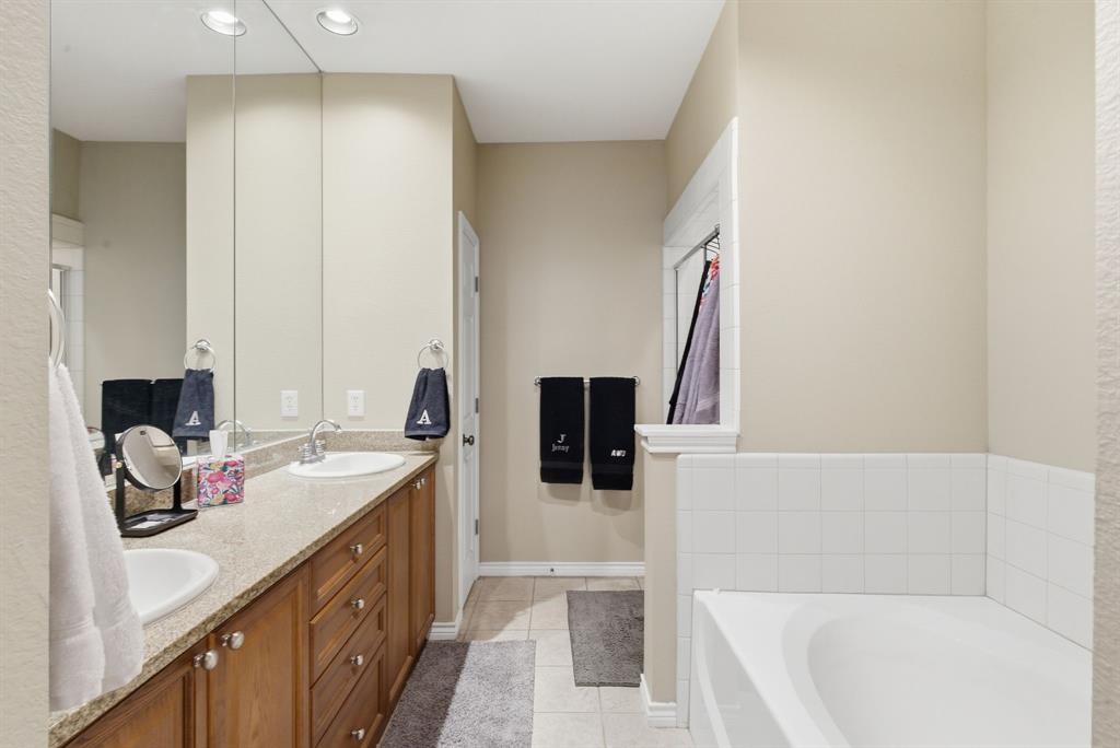 Ridglea Place - Residential