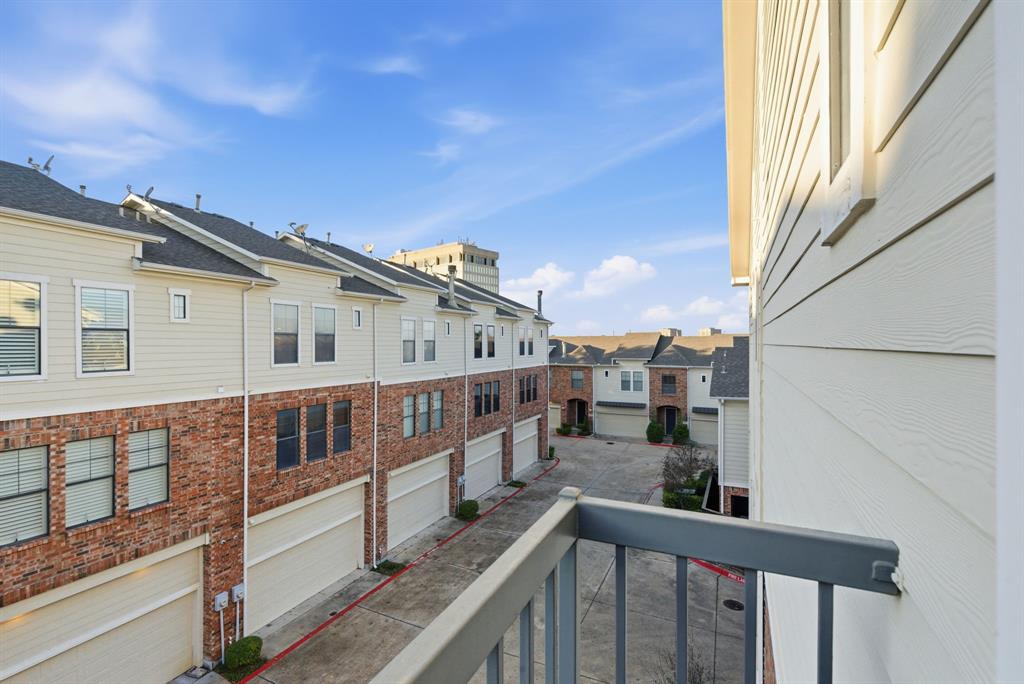 Ridglea Place - Residential