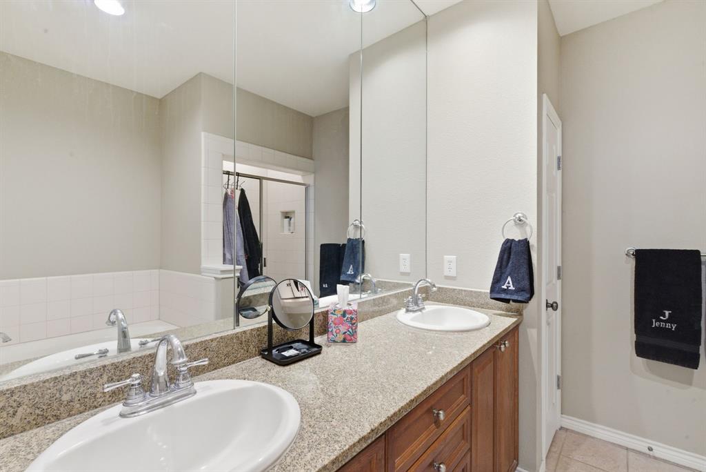 Ridglea Place - Residential