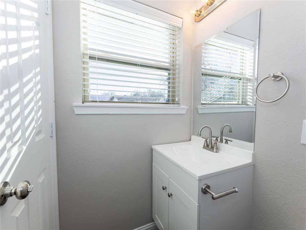 Mckinney East Estates First Sec - Residential Lease