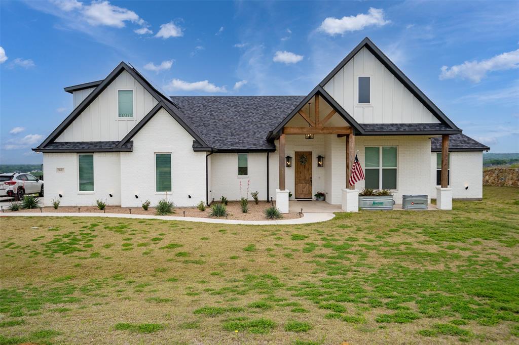 1040 Agnes N, Springtown, TX, 76082
