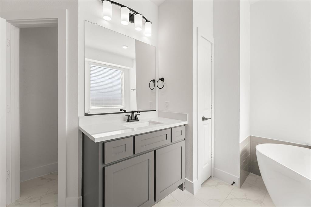 Hidden Lakes Estates - Residential