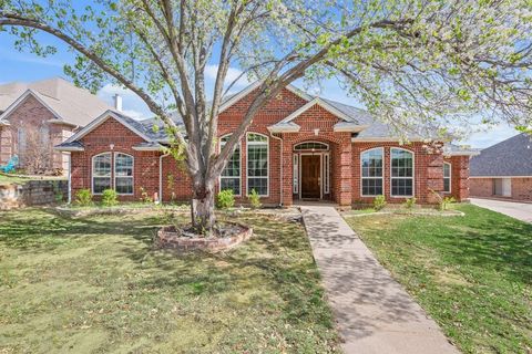 309 Brazil Drive Hurst TX 76054