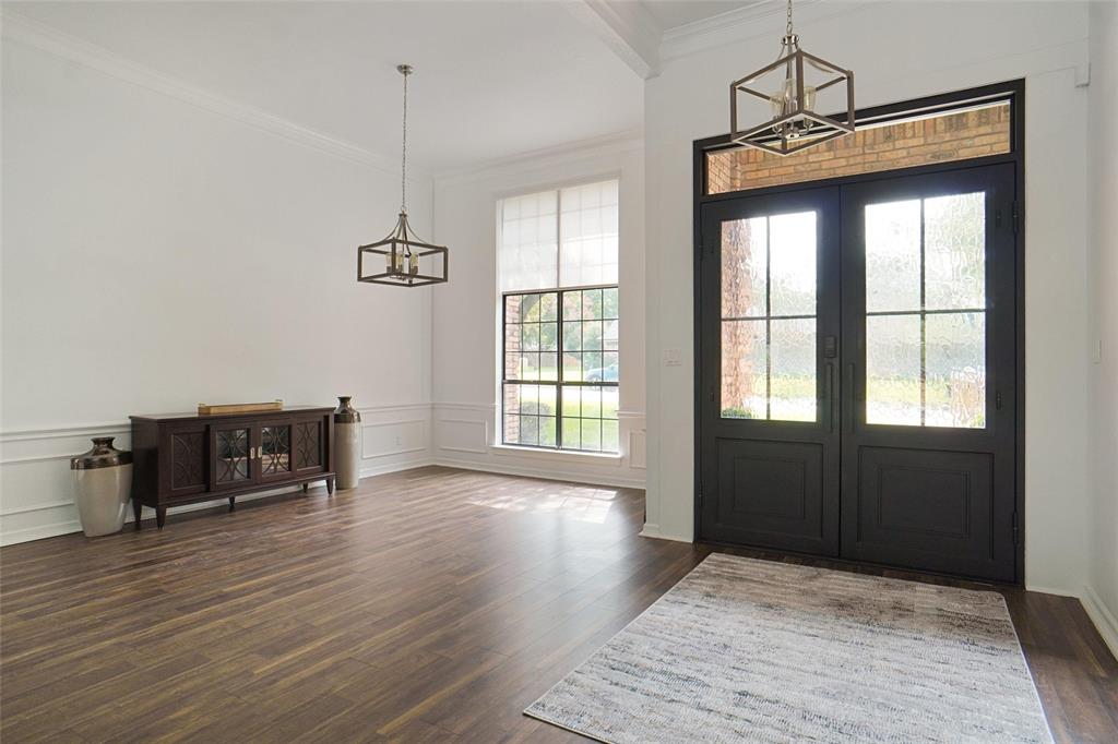 4303 Lexington Parkway