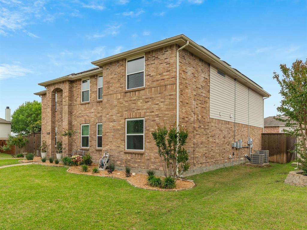 3031 Fallbrook Drive
