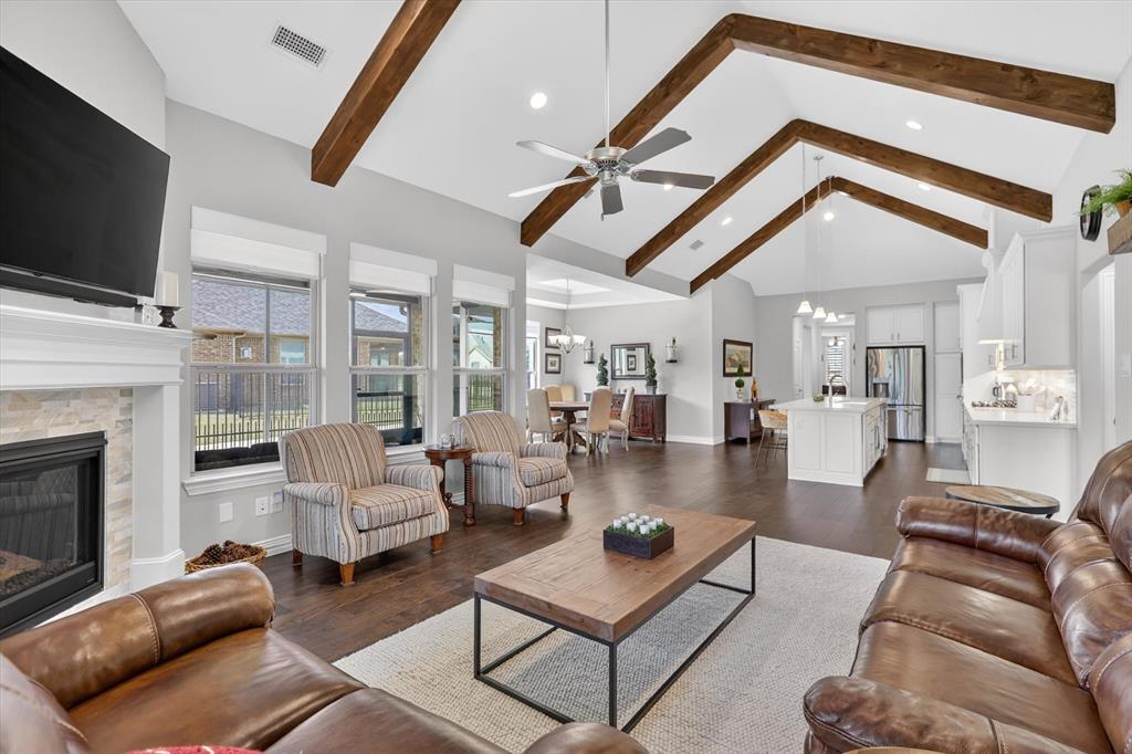Ladera Tavolo Park Condos - Residential