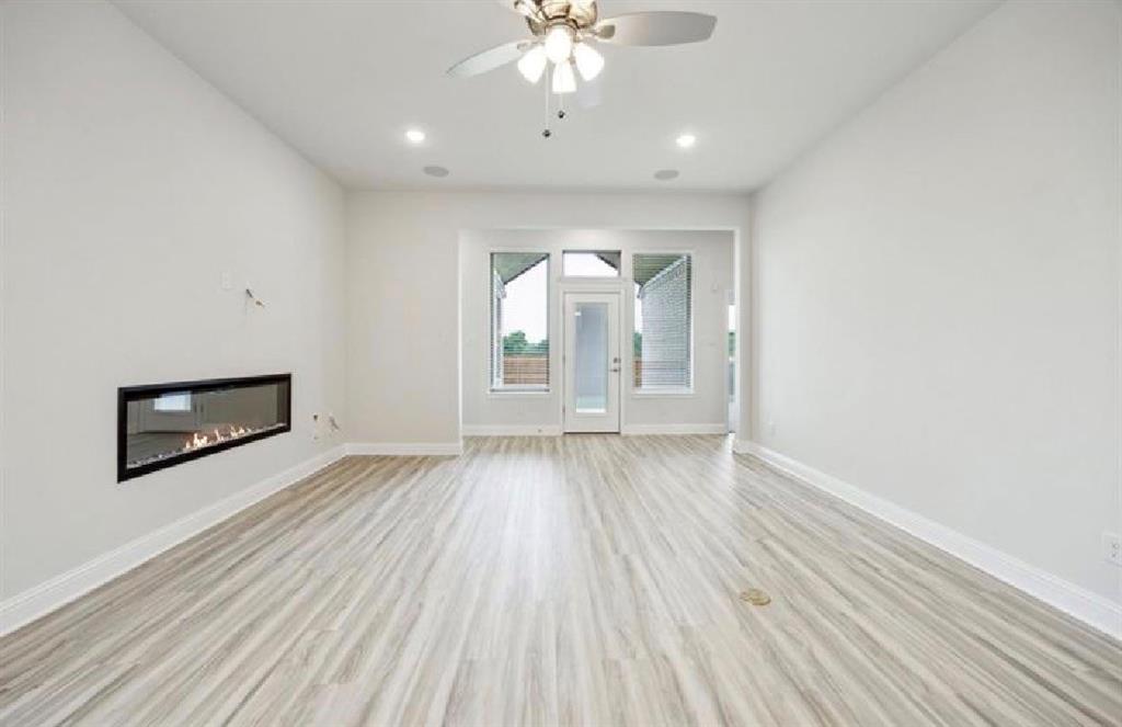 Summer Crest - Residential Lease