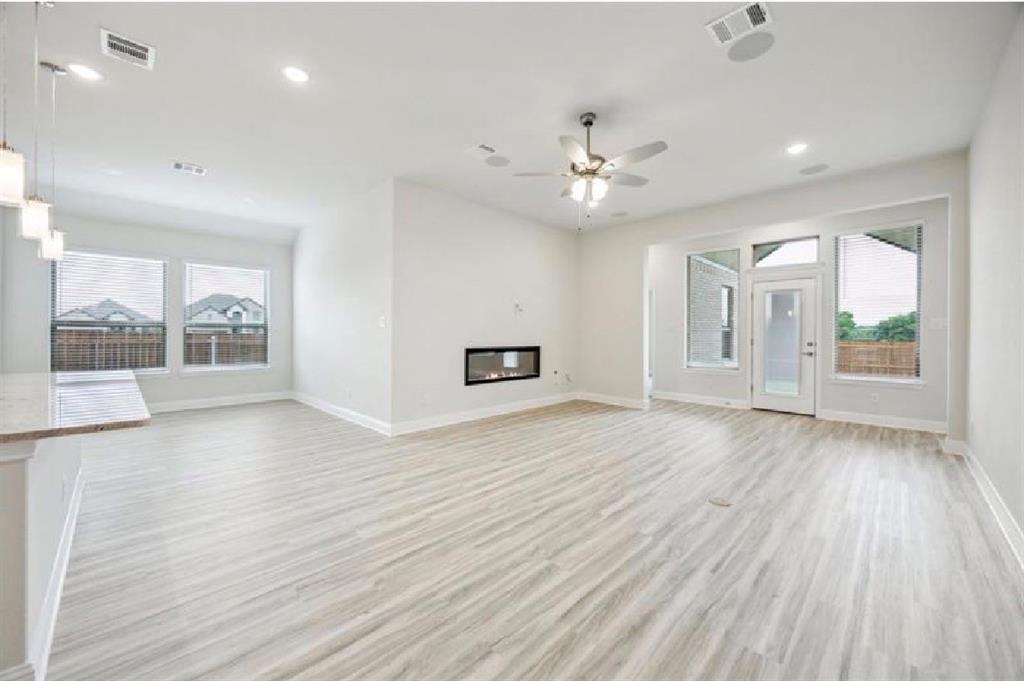 Summer Crest - Residential Lease