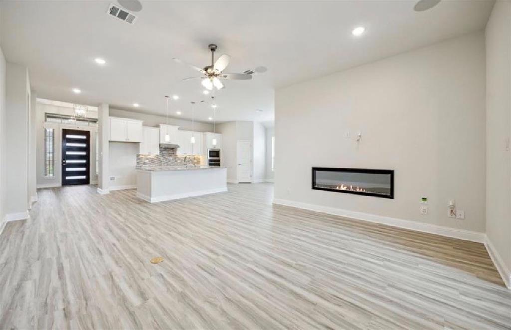 Summer Crest - Residential Lease