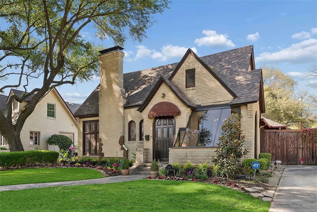 6415 Lakeshore Drive