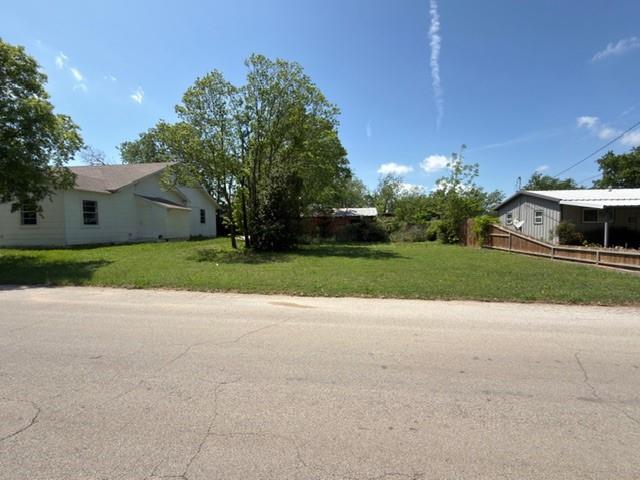 902 Thompson