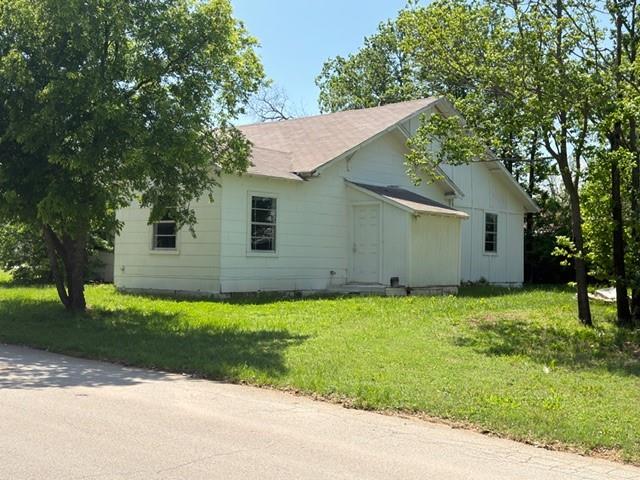 902 Thompson