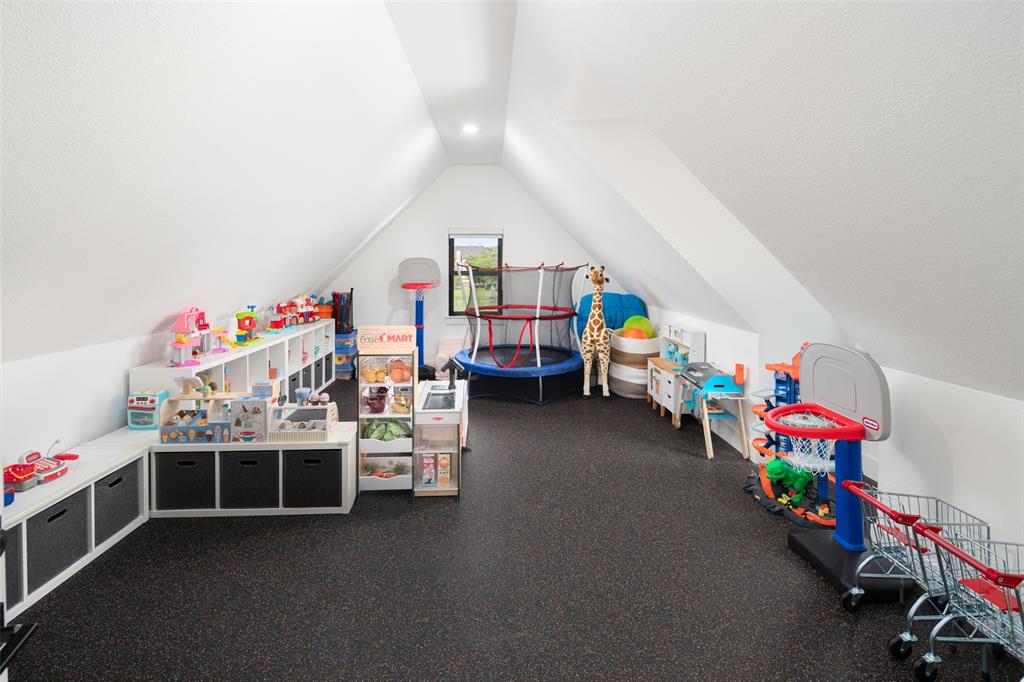 Hat Creek Estates - Residential