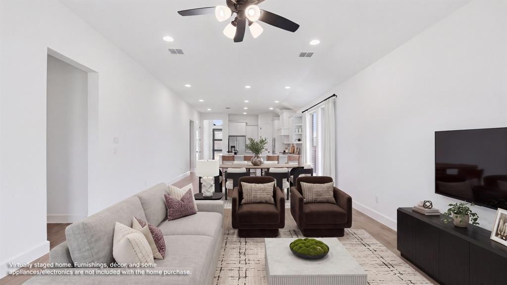 7313 Pinales Way
