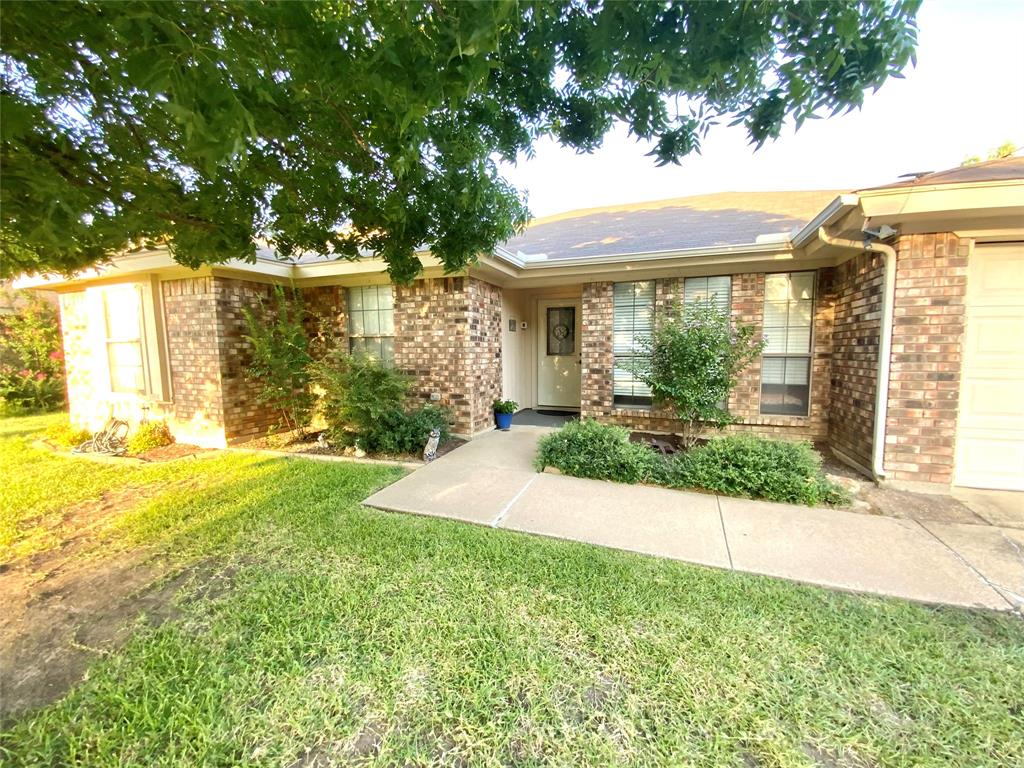 793 Santa Fe Trail