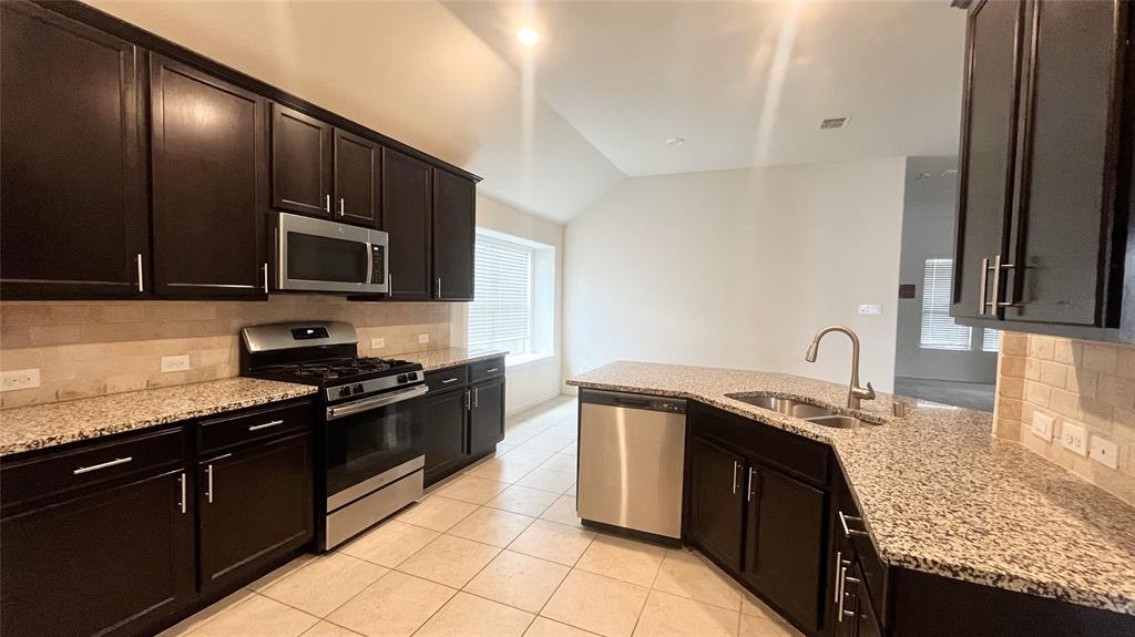 Sendera Ranch East P - Residential Lease