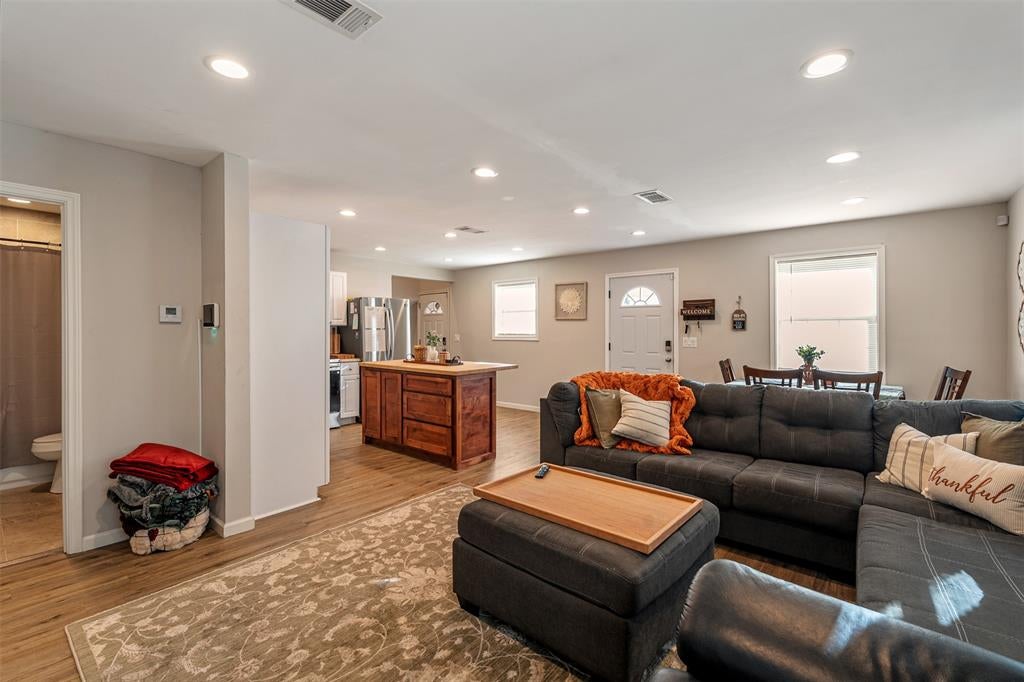 118 Red Bud Road