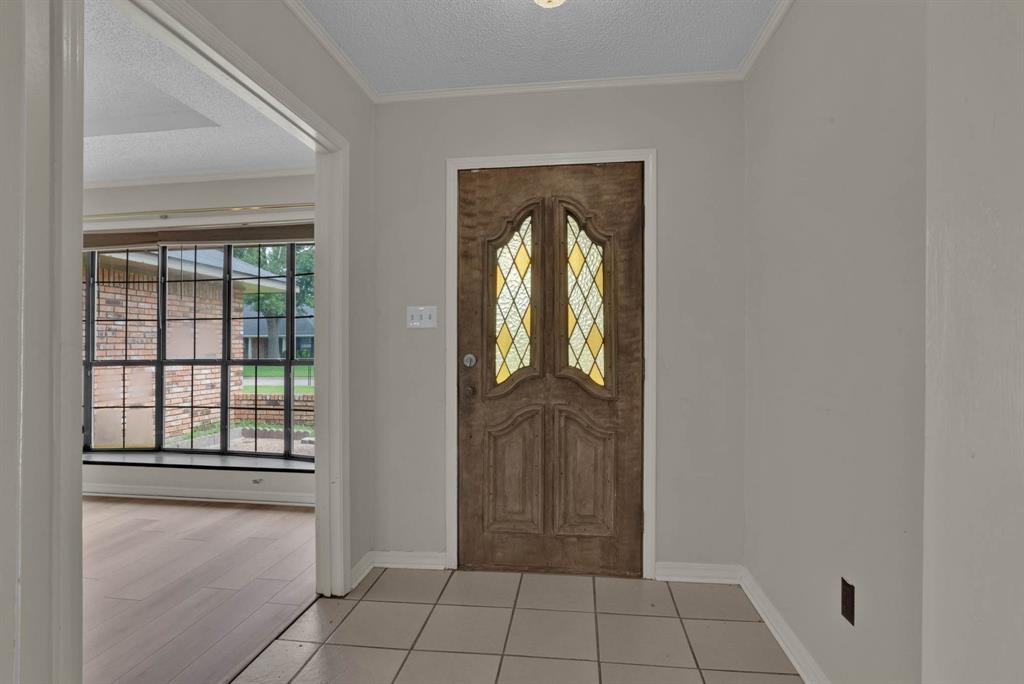 2514 Fieldwood Circle