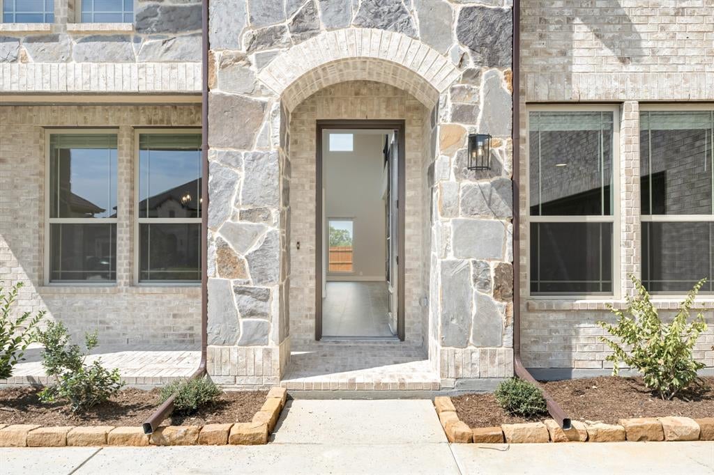 1213 Summer Grove Drive