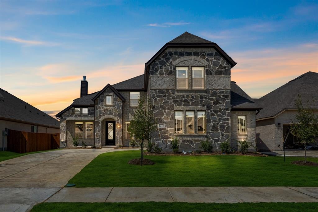 1213 Summer Grove Drive
