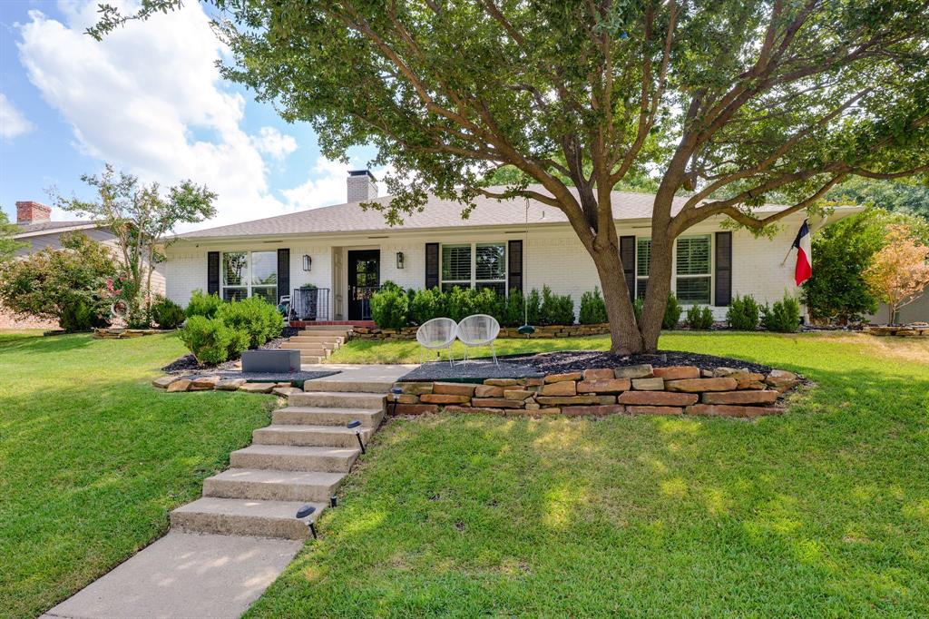 2214 Eastwood Drive