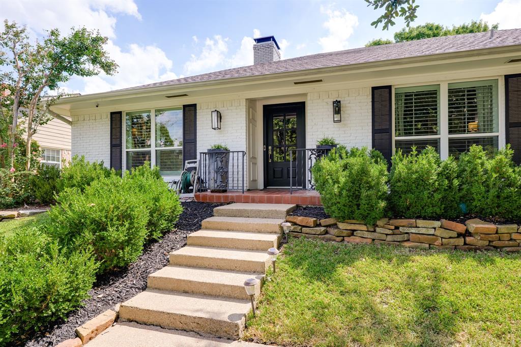 2214 Eastwood Drive