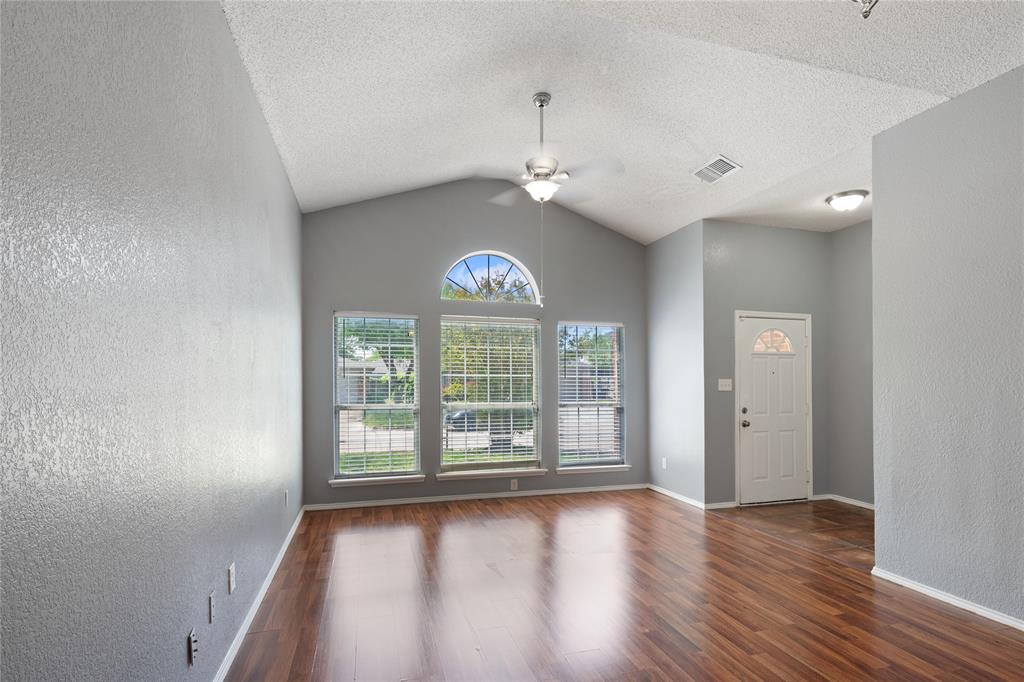 7953 Gardengate Lane