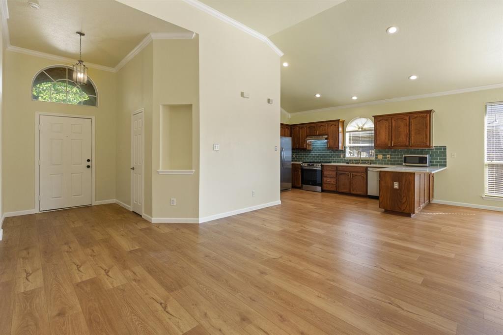 606 Poplar Vista Lane