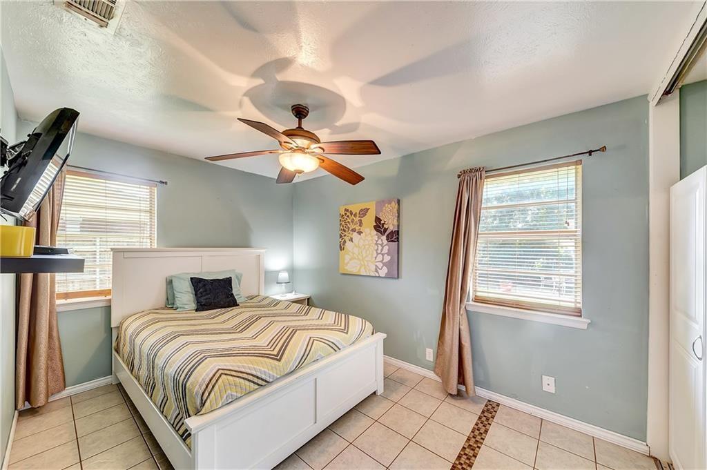 712 Ridgecrest Drive