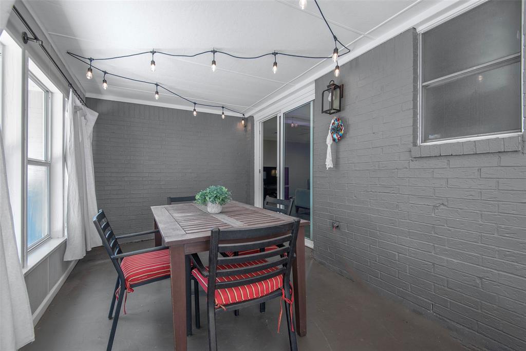 ROYAL ACRES ADDN - Residential