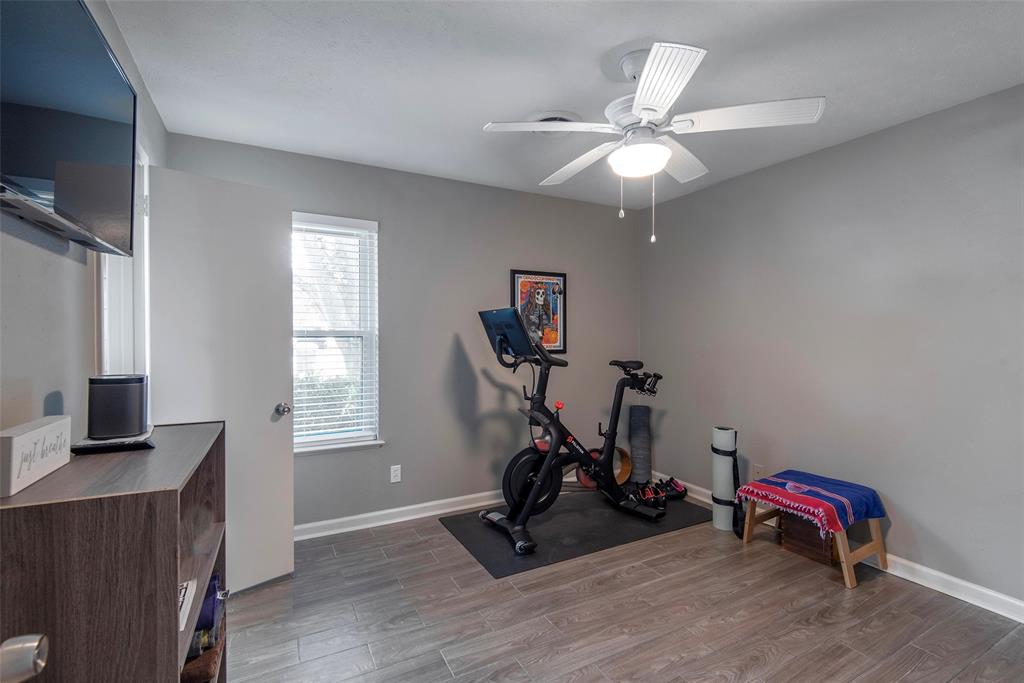 ROYAL ACRES ADDN - Residential