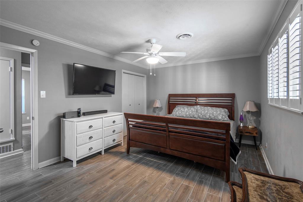 ROYAL ACRES ADDN - Residential