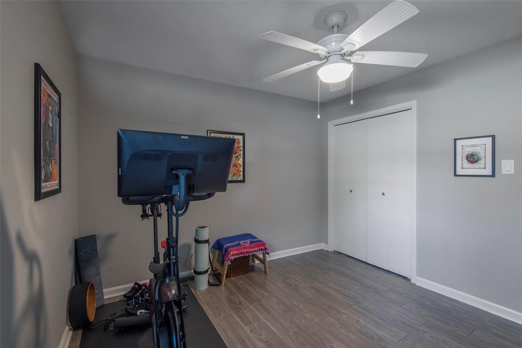 ROYAL ACRES ADDN - Residential