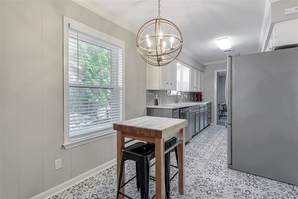 ROYAL ACRES ADDN - Residential