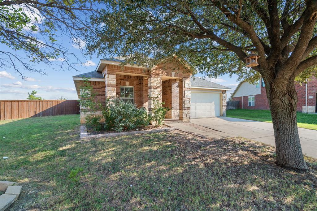 16921 Fenwick Court
