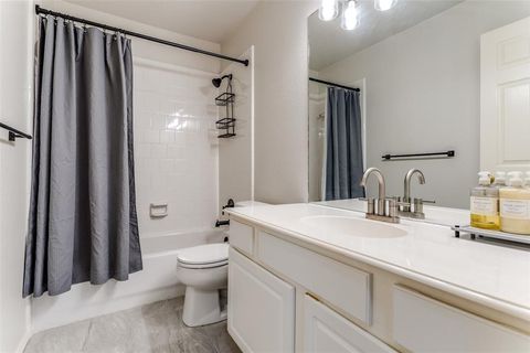 Tiny photo for 2908 Dunbar Drive, McKinney, TX 75072 (MLS # 21183570)