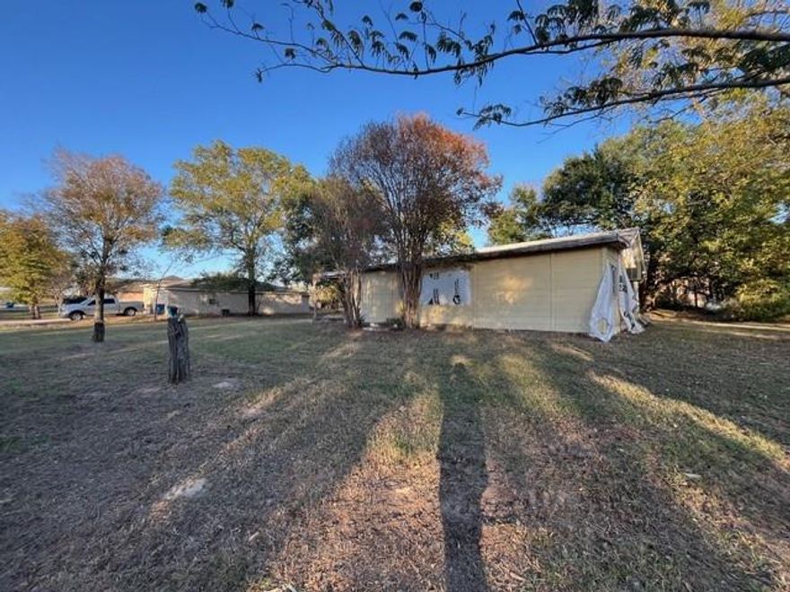 Wow! Great rehab project in a wonderful area of Gun Barrel City! BUYER TO VERIFY ALL MEASUREMENTS, ALL SCHOOLS, AND ALL UTILITIES.  SELLER IS RELATED TO THE LISTING BROKER. SELLER HAS NEVER LIVED AT THE PROPERTY. PROPERTY HAS BEEN VACANT FOR SEVERAL YEARS. THE LOT IS .16 AC There is a vacant lot on each side owned by someone else NOT the seller. AT ONE TIME ALL 3 LOTS were 1 Lot with one owner that was about .48 AC THAT IS WHAT THE COUNTY-CITY SHOWS ON THE MAP WHICH IS WRONG.