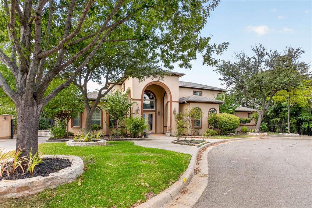 544 Waterchase Drive