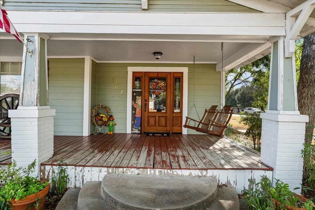 707 N Magnolia Avenue
