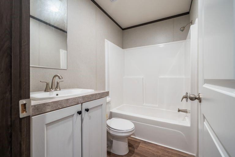 Runaway Bay Unit 7a - Residential