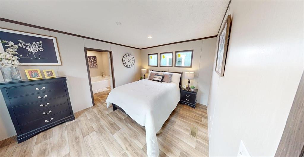 Runaway Bay Unit 7a - Residential