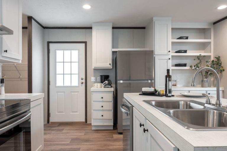 Runaway Bay Unit 7a - Residential