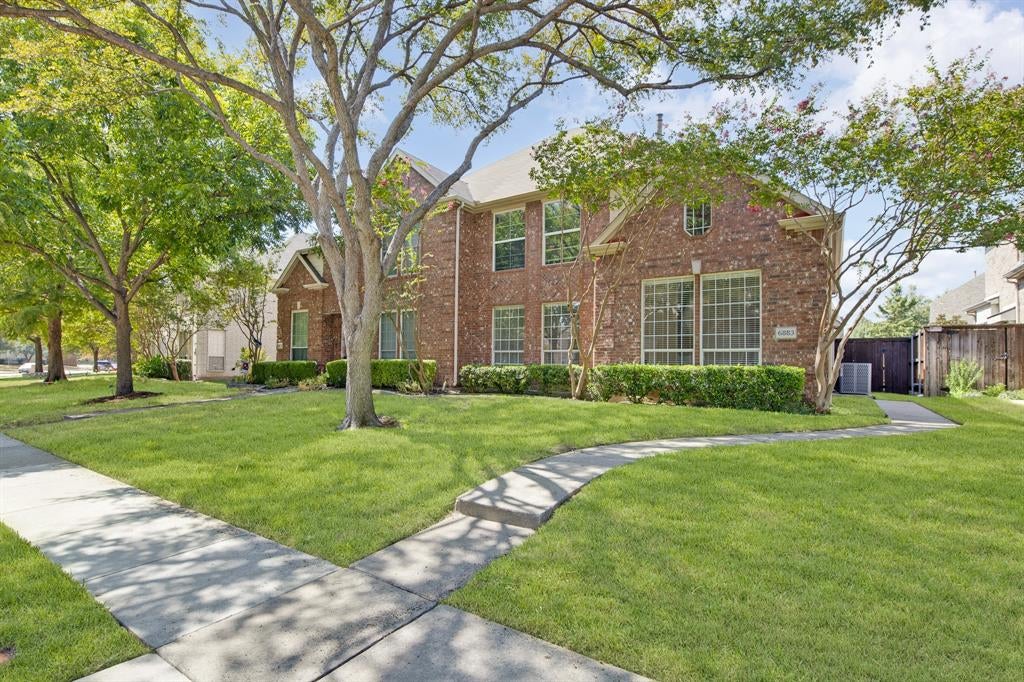 6883 Winston Drive